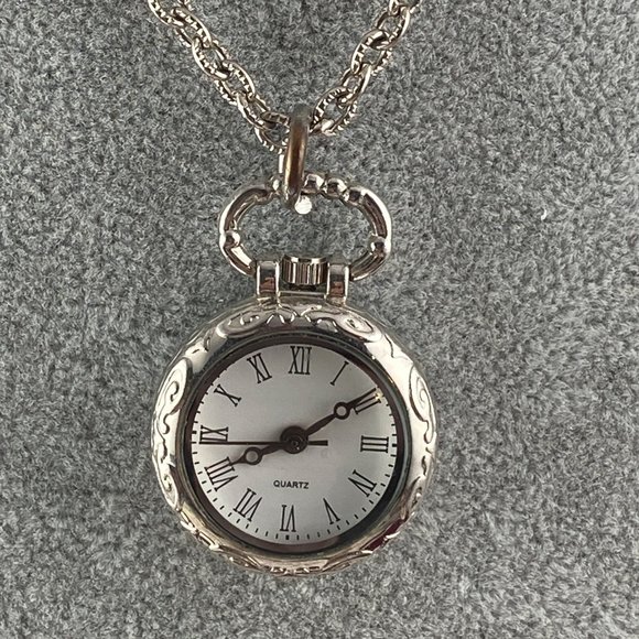 Vintage Other - Vintage Pendant Watch with New 24 inch Cable Chain